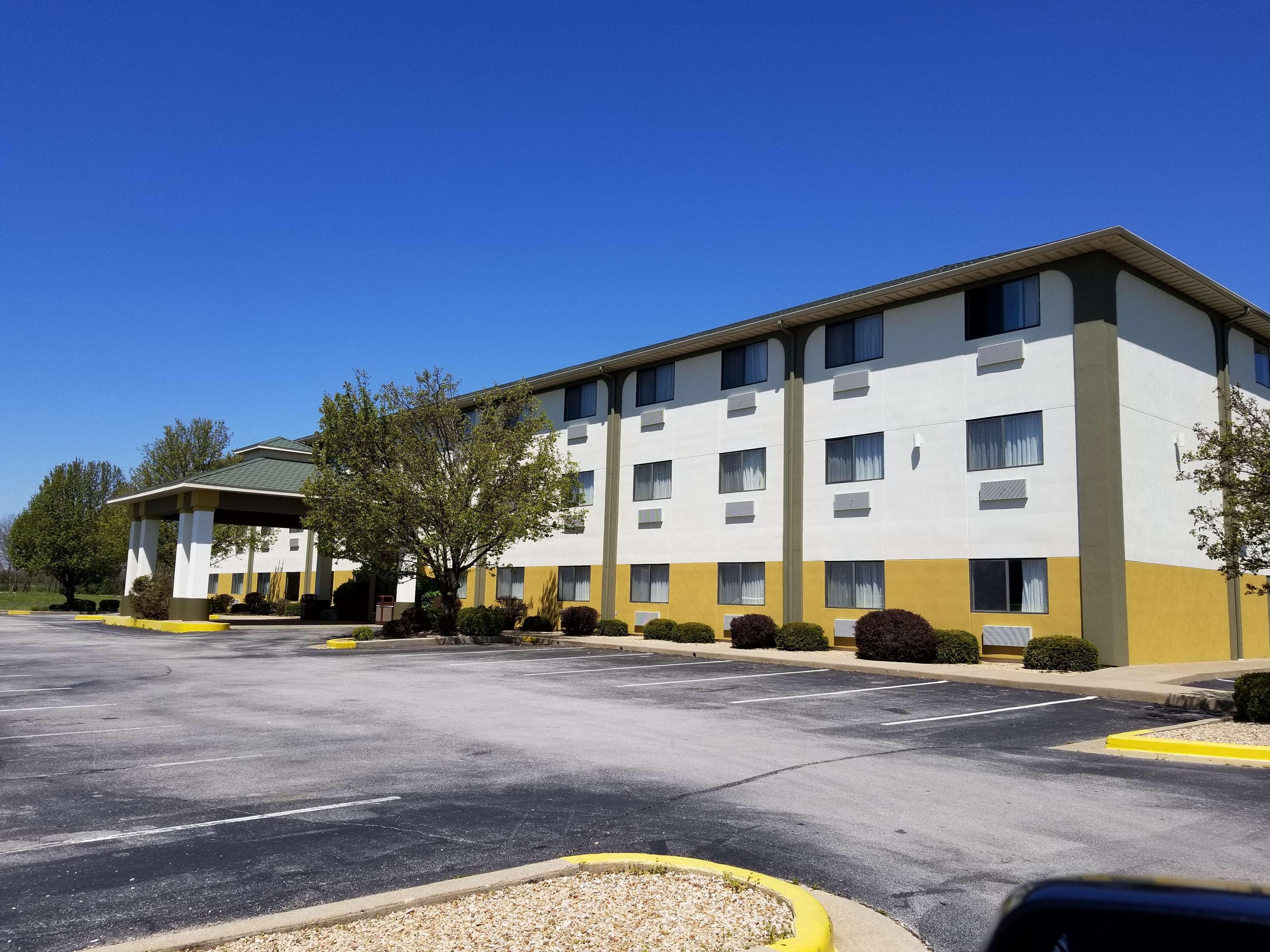 Best Western Big Spring Lodge Neosho Экстерьер фото